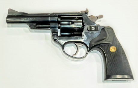 Se vende revólver Astra 960, cuatro pulgadas, calibre 357 Magnum, cachas Pachmayr.
Guiado en A, se puede 00
