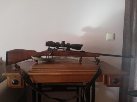 Vendo rifle cerrojo marca voere cal. 30/06 rifle para toda la vida esta perfecto. Vendo por cambio de 02
