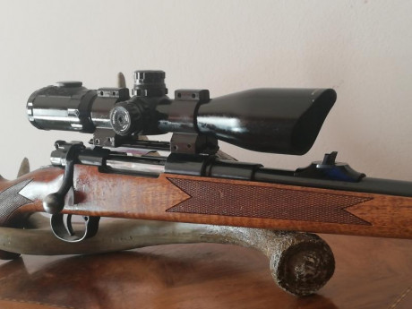 Vendo rifle cerrojo marca voere cal. 30/06 rifle para toda la vida esta perfecto. Vendo por cambio de 00