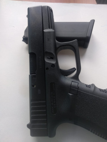 Vendo Glock 19 de tercera generación, se incluye caja original, manual del arma, dos cargadores originales 20