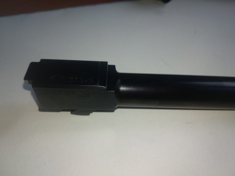 Vendo Glock 19 de tercera generación, se incluye caja original, manual del arma, dos cargadores originales 31
