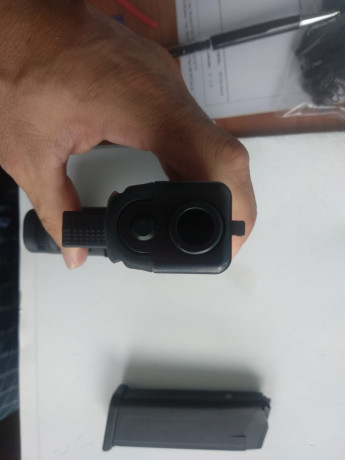 Vendo Glock 19 de tercera generación, se incluye caja original, manual del arma, dos cargadores originales 30