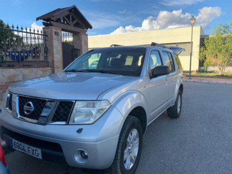 Una amiga me ha pedido que le ponga la venta de su 4x4
Nissan Pathfinder del año 2007 2.500TD 170 CV
114000 11