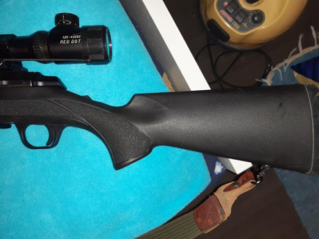 Hola estaria interesado en cambiar este browinig A bolt sintetico 7mm rm con visor completamente nuevo 00