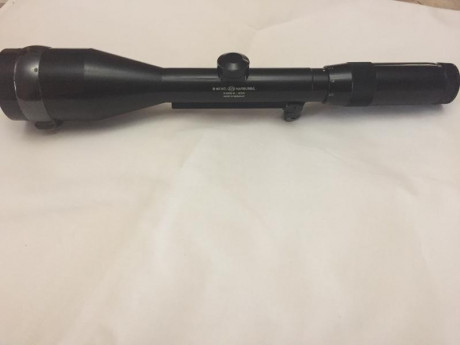Vendo extraordinario visor Nickel Marburg 3-12x56. Estado de conservación perfecto. Se trata de un visor 00