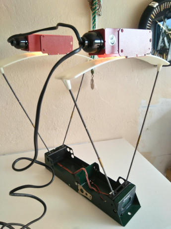 Vendo por no usar Cronografo Crony Modelo M1. Esta practicamente nuevo devodo a su falta de uso. Da la 11