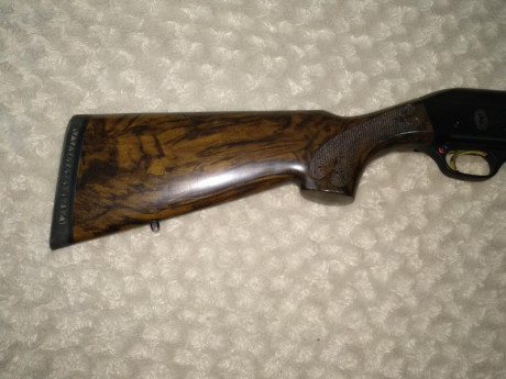 Vendo repetidora zurdos fabarm , completamente nueva, con sus polichokes y maletín 02