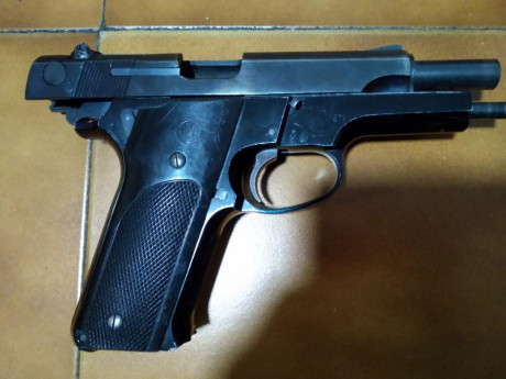 Cambio S&W mod 59,. 9 mm, por revolver de 3" en F.
Viene con caja original, instrucciones, baqueta, 11