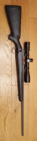 .Rifle cerrojo Nosler sintético Modelo M48 Trophy Grade (muy difícil de ver). No tiene cargador abatible 50