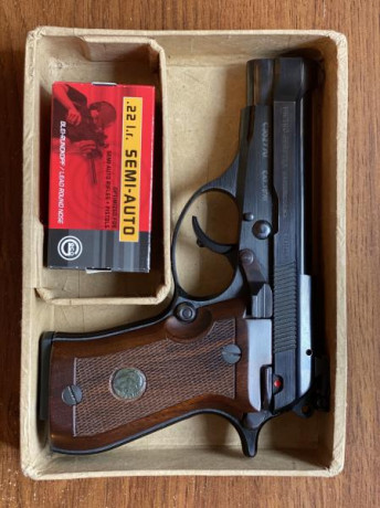 Hola! 
Vendo Beretta 87 cheetah cal.22 lr en excelente estado con alzas micro métricas.

Pistola mítica 02