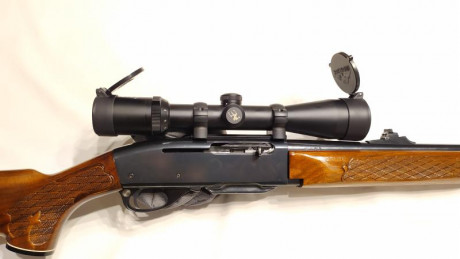 rifle semiautomático Remington woodmaster modelo 742 en madera calibre 280Rem con cañón de 22"
Muy 00