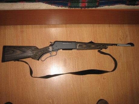 Hola. vendo impecable . tres cargadores. está en Asturias. 900€ 02