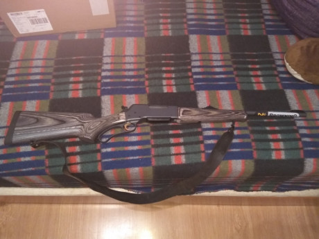 Hola. vendo impecable . tres cargadores. está en Asturias. 900€ 11
