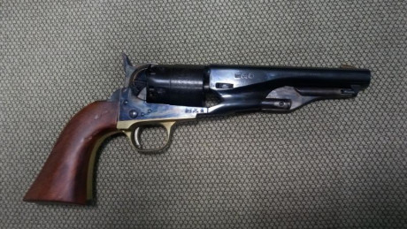 Se vende pistola Navy Yank Metropolitan Police .44

Marca Fillipietta

Calibre .44

Perfecto estado.

En 02