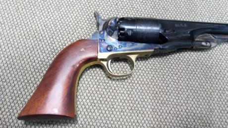 Se vende pistola Navy Yank Metropolitan Police .44

Marca Fillipietta

Calibre .44

Perfecto estado.

En 10