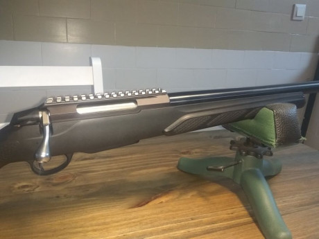 TIKKA T3 VARMINT calibre 300 WSM

Disparador con pelo. 

Freno de boca ROEDALE

Está absolutamente impecable. 12