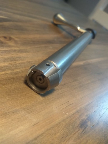 TIKKA T3 VARMINT calibre 300 WSM

Disparador con pelo. 

Freno de boca ROEDALE

Está absolutamente impecable. 11