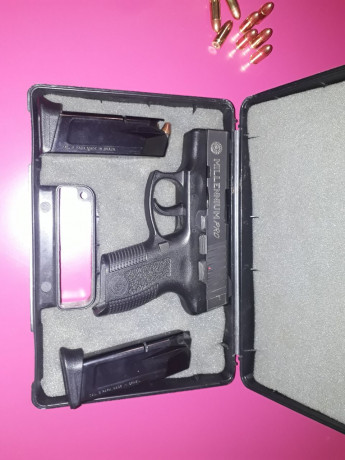 Cambio por arma corta de mi interes taurus PT111 millenium pro 9mm pb. No tiene mira ni tornillo por perdida. 00