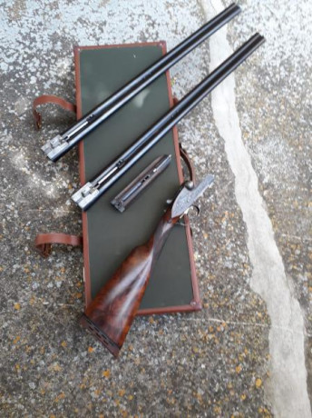 Se vende paralela Chacho Arrizabalaga (JAM) calibre 12 con  dos juegos de cañones,  apertura automática 02