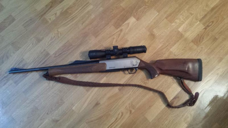Vendo Browning en 338 WM. El rifle funciona a la perfección pero tiene algún roce típico de batidas. No 01