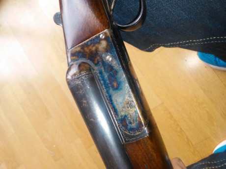 Buenos dias,

Hace poco adquirí una escopeta aya de pletina corta.
Pensaba que era modelo 4/53 pero por 31