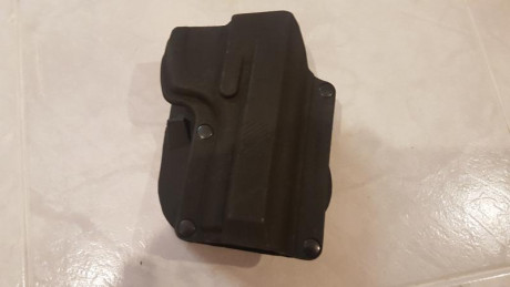 Hola, vendo funda para Beretta 92, la compré para porte oculto,  marca Houston,  es similar a la Fobus 00