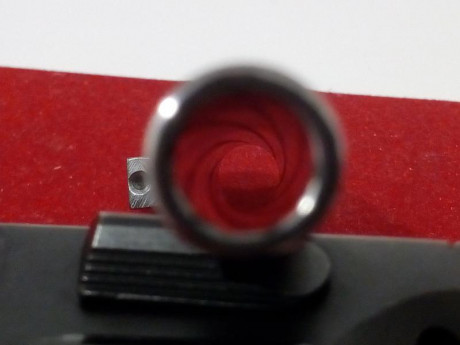 Vendo CZ 85 arma universal para diestros y también para zurdos
- mecanismo de disparo de doble función 01