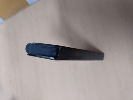 Hola:
Vendo cargador Astra 400, adjunto imágenes.
Precio: 40 euros incluidos gastos de envío.
Escucho 01