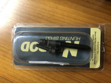 VENDO BIPODE NEOPOD + ADAPTADOR A BLASER R8-R93
Bipode NEOPOD, el mas ligero de su clase, irrompible y 00