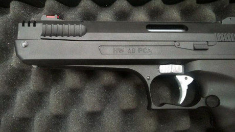 Vendo mi Weihrauch HW40 por no poder dedicarle tiempo a esta afición. 
La pistola está en perfecto estado, 40