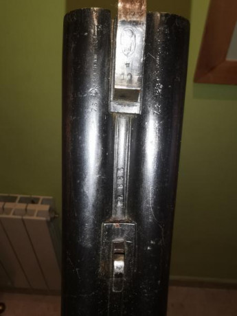Vendo escopeta de caza calibre 12 /70  marca Brunt Latrige, escopeta antigua pero en excelente estado 12