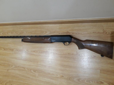 Escopetas BROWING B 80 SL


Cañon 70 cm  de 2 * .

12 / 70

Precio : 330 € 

Esta muy poco usada.


Se 00