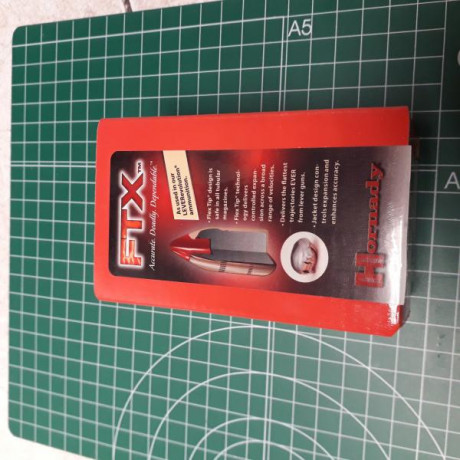 Vendo 50 puntas balas Hornady FTX calibre .45 (.452) de 250 grains 
Precio 31 euros 
Gastos de envío a 01