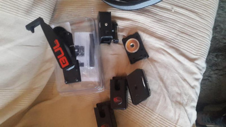 Hola,

Vendo citurón DAA para IPSC (El cinturón es una talla 38, correspondiente a un cinturón de 121 02