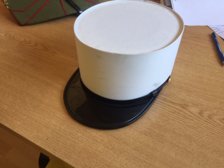 kepi frances blanco nuevo, 20 euros mas 6 de portes, venta en mano en Murcia. 01