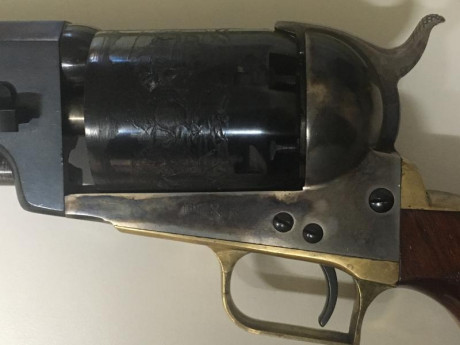 Cambio Uberti Colt Dragoon Second Model, cal 44. prácticamente nuevo, por rifle de cerrojo cal 308 o rifle 11