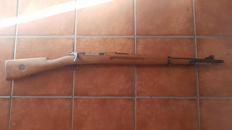 Mas fotos. En el  fusil coinciden todos sus numeros. 02
