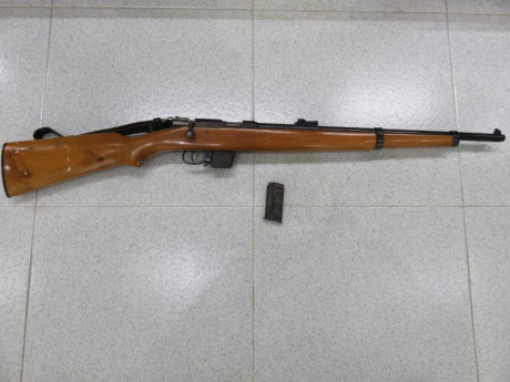 Vendo carabina Destroyer por no usar.
Procedente de subasta.
Viene con correa y cargador.
Precio 100€, 02