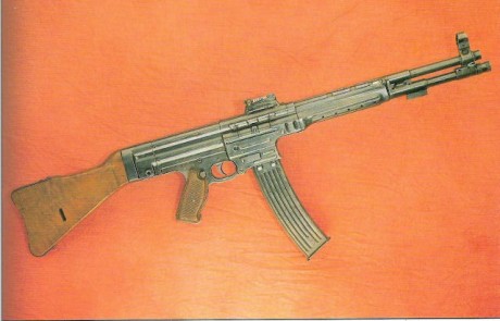 Abro este hilo inspirado en el propio de Guardia-legi, en el que pretendo colgar "rarezas", 22