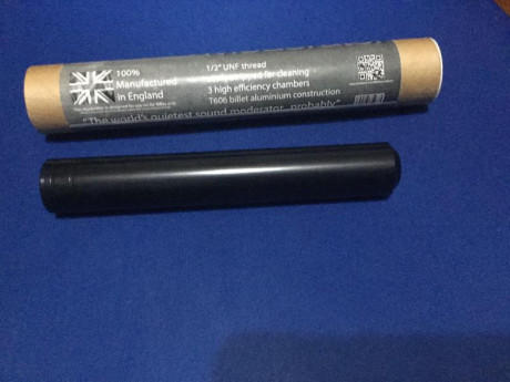 Silenciador Webley QGS.
Calibre 6.35 y 7,62
3 camaras. Aluminio T606. Made in England. Muy buenos acabados. 02