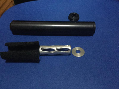 Silenciador Webley QGS.
Calibre 6.35 y 7,62
3 camaras. Aluminio T606. Made in England. Muy buenos acabados. 00