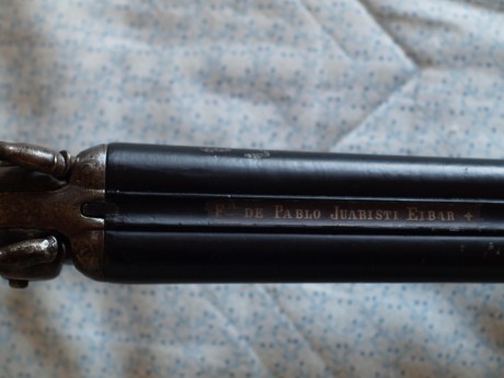 Hola a todos,

Necesito ayuda, alguien me puede ayudar a tasar esta escopeta de 16/70 de martillos, con 00