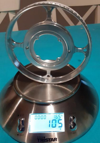 Hola

Venta de ruedas de paralaje para Kahles 1050FT.

La rueda es magnética (le permite sacarla y ponerla), 02