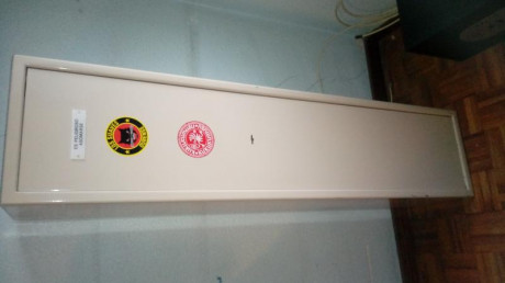VENDO ARMERO HOMOLOGADO 100 €
ESTÁ EN MADRID, TLF 645973771 01