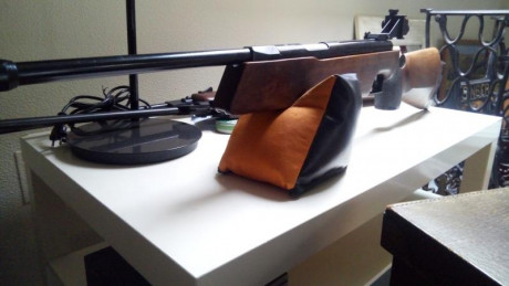 Hola, vendo un ejemplar de Fwb300s ,culata de nogal totalmente restaurada , el funcionamiento impecable. 00