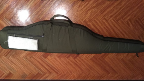 Vendo Zastava M76.

Números de serie coincidentes en todas las piezas del arma salvo en el visor.

Una 11