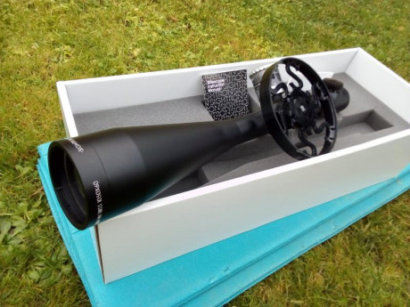 Buenas tardes.
Pongo a la venta este visor SIGHTRON serie SIII FT 10-50x60  black mate, perfecto para 40