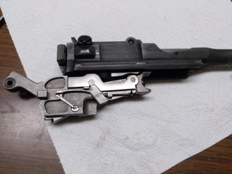 Pues lo dicho, vendo mi Mauser C-96 en calibre 7.63x25 Mauser, (toda la númeración es coincidente)  se 40