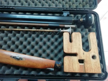 VENDO rifle Tryon de PEDERSOLI, de percusión, Cal.54, con diopter y tunel con anillas de repuesto, en 01