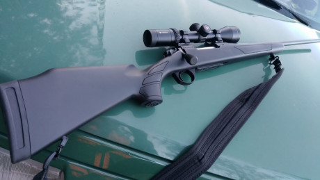 Un amigo me ha pedido que le ponga el anuncio. Vende su bergara b14 sporter culata sintetica negra, calibre 20